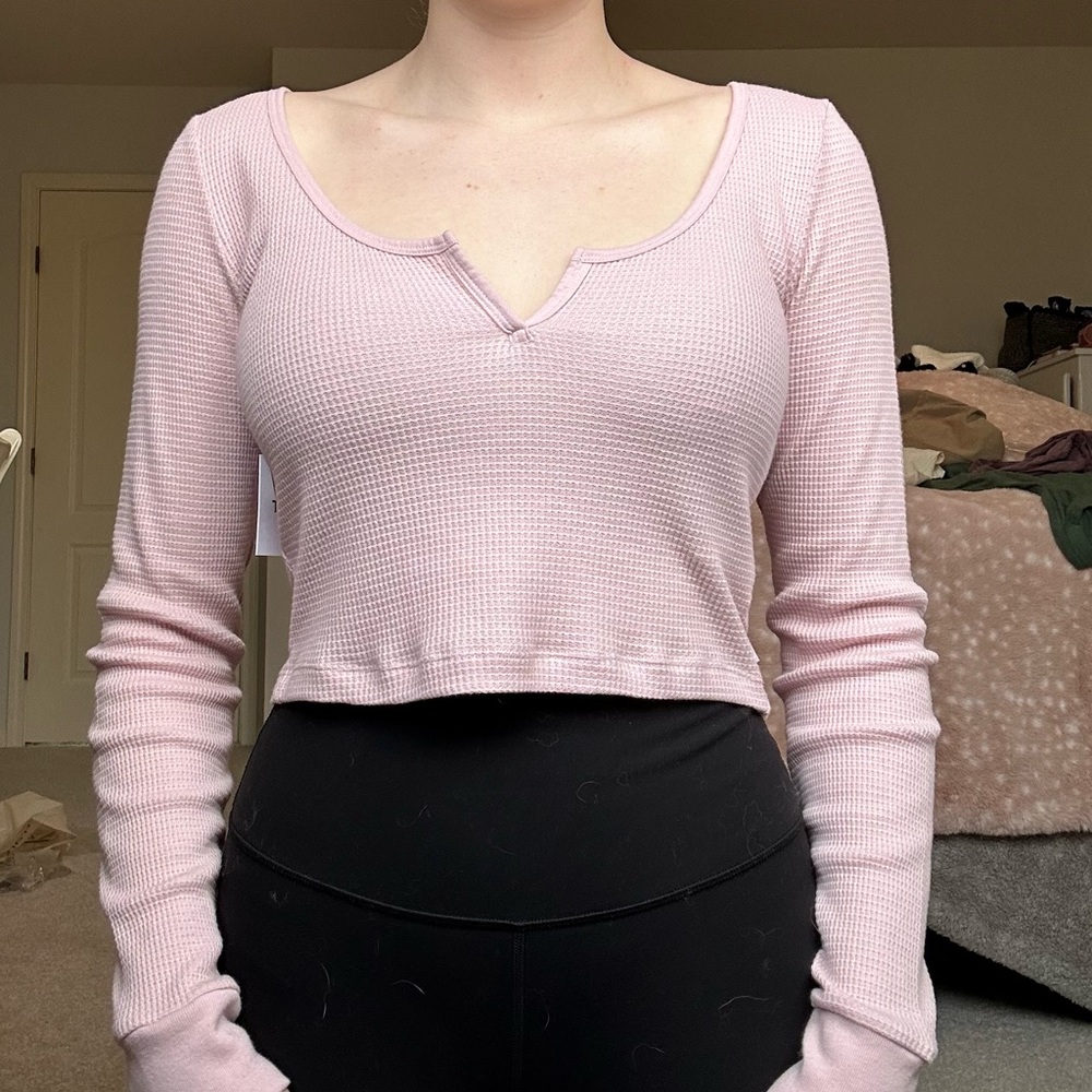 Aritzia TNA Waffle Scoopneck Longsleeve - Pink, size M